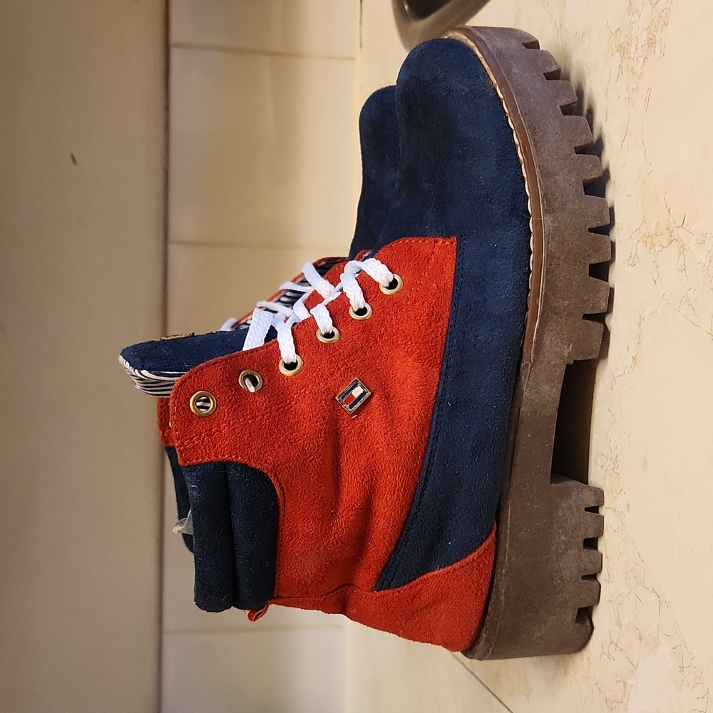 Tommy Hilfiger Timberland Style Boots Red And Navu Blue
